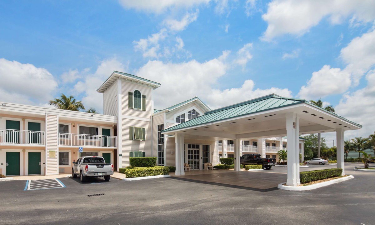 Fort Myers Hotel | Best Western Fort Myers Waterfront