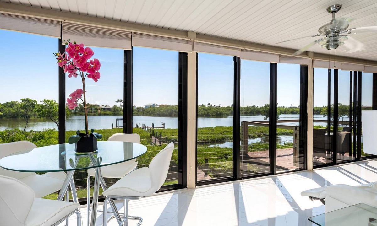 Mid Island Condo | Blue Lagoon Estate