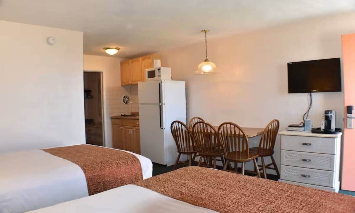Wildwood Crest Hotel | Blue Water Motel