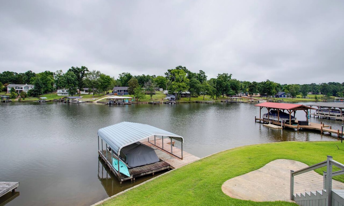 Cross Hill House | Boater’s Retreat on Lake Greenwood! 1 Mi to Marina