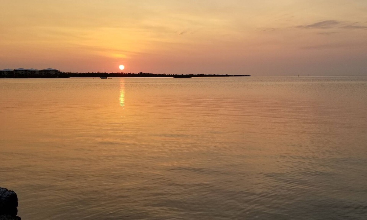 Marathon Condo | Boating & Beaches! Marathon 1 bdrm condo on canal w/boat launch.