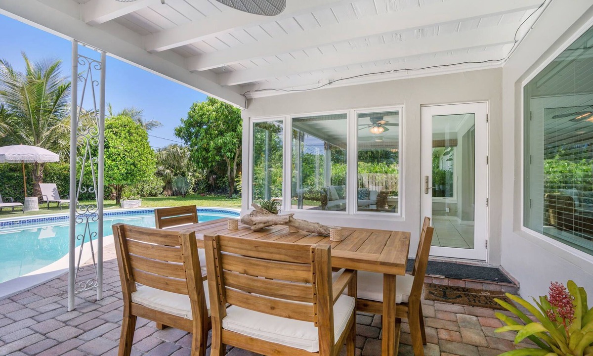 Lake Clarke Shores House | Boutique Home with Pool