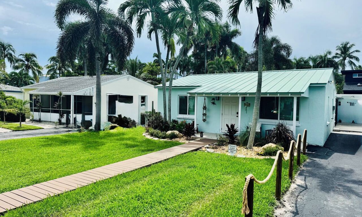 Boynton Beach House | Boynton Inlet Bungalow Near Boat Ramp with Boat Parking & Kayaks