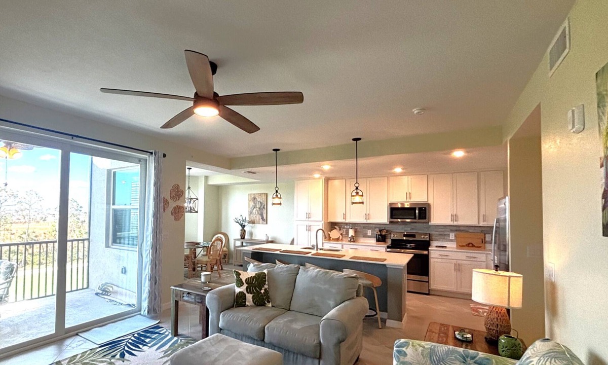 Venice Condo | Brand New Condo on Golf Course, beautifully decorated!