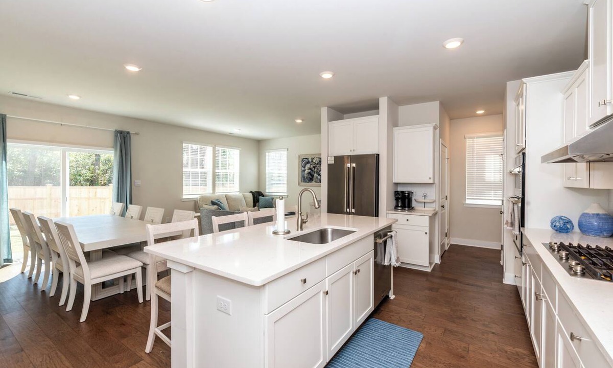 West Cape May House | Brand New Construction- 2026 Listing West Cape May. Sleeps 10 ~LINENS INCLUDED~