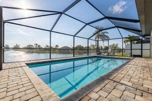 Fort Myers House | BRAND NEW Paradise with never ending Sunsets - Villa Chillax N Sunsets - Roelens Vacations