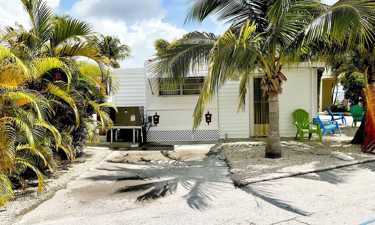 Cudjoe Key Cottage | Breezy Point - Venture Out Unit 199