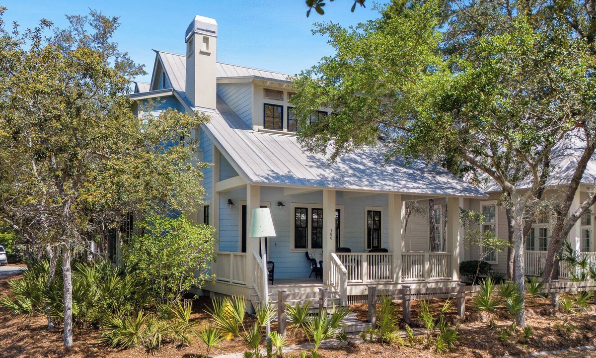 Watercolor House | Camp WaterColor Gem: Main + Carriage & Bikes
