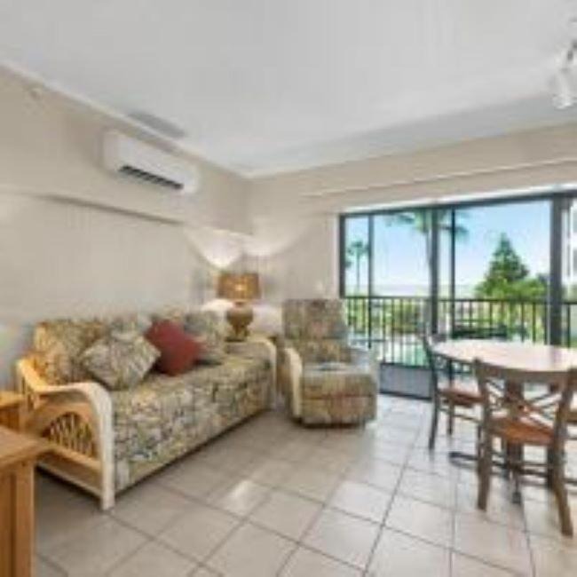 South Island Hotel | Caribbean Beach Club