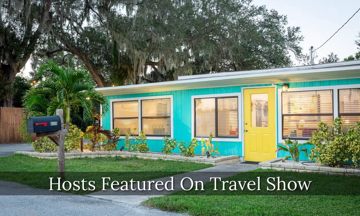 Safety Harbor House | Casa del Tren | Steps to Downtown | Secluded Oasis