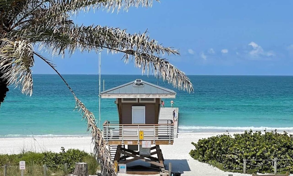 Trailer Estates Apartment | CD Shorewalk, Pools, Tennis, Pickle Ball, near Beaches Anna Maria Island and IMG