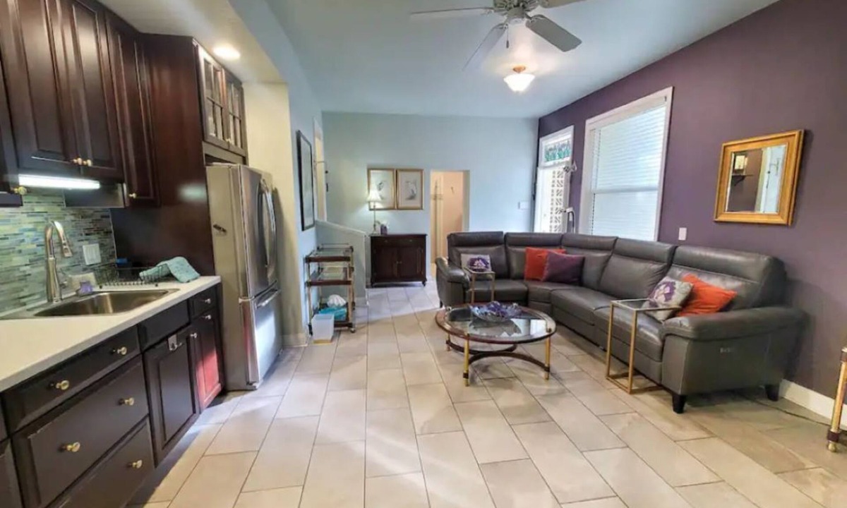 St. Petersburg House | Centrally located one bedroom