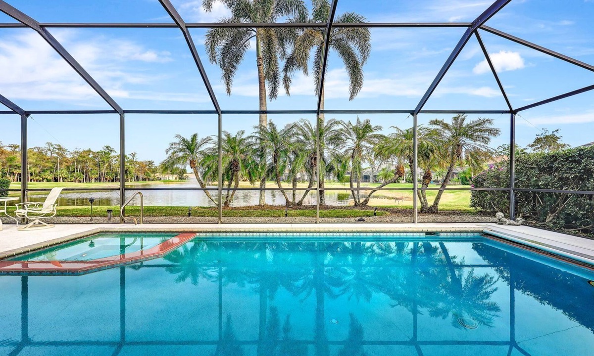 Bonita Springs House | Charming 3-bedroom house with AC, fitness room, WiFi in Bonita Springs
