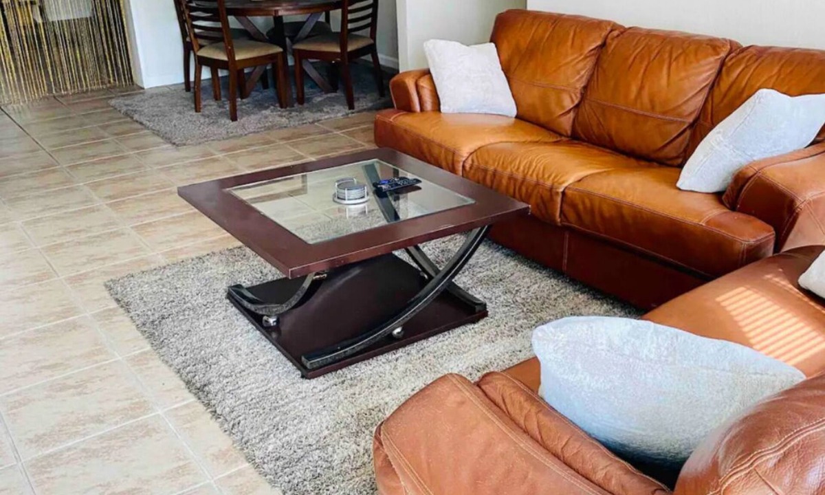 Cocoa West House | Charming 3-bedroom bungalow with AC and WiFi in welcoming Cocoa