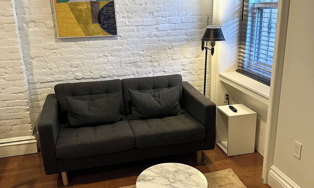 Carroll Gardens Apartment | Charming modern garden apartment