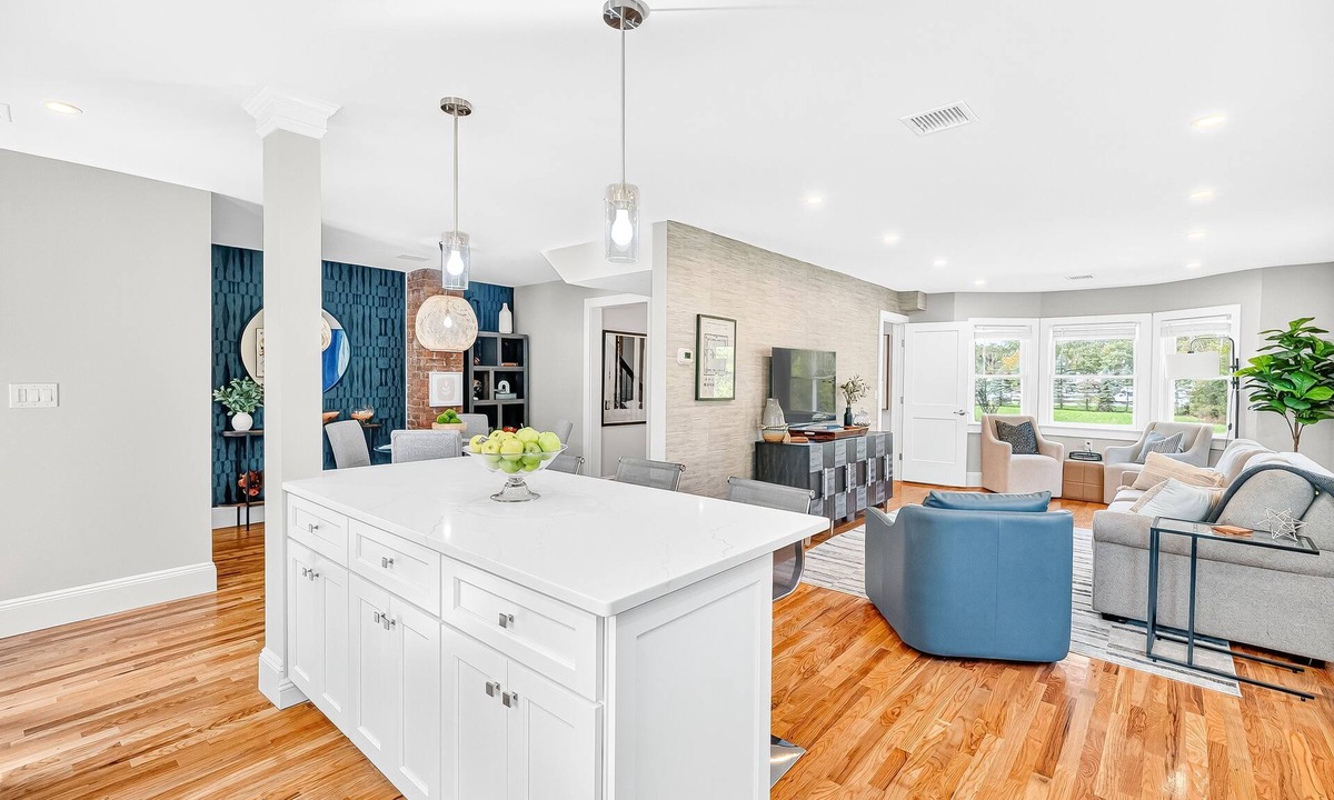New Windsor House | Charming Renovated Home, Cozy for All! Pet friendly!