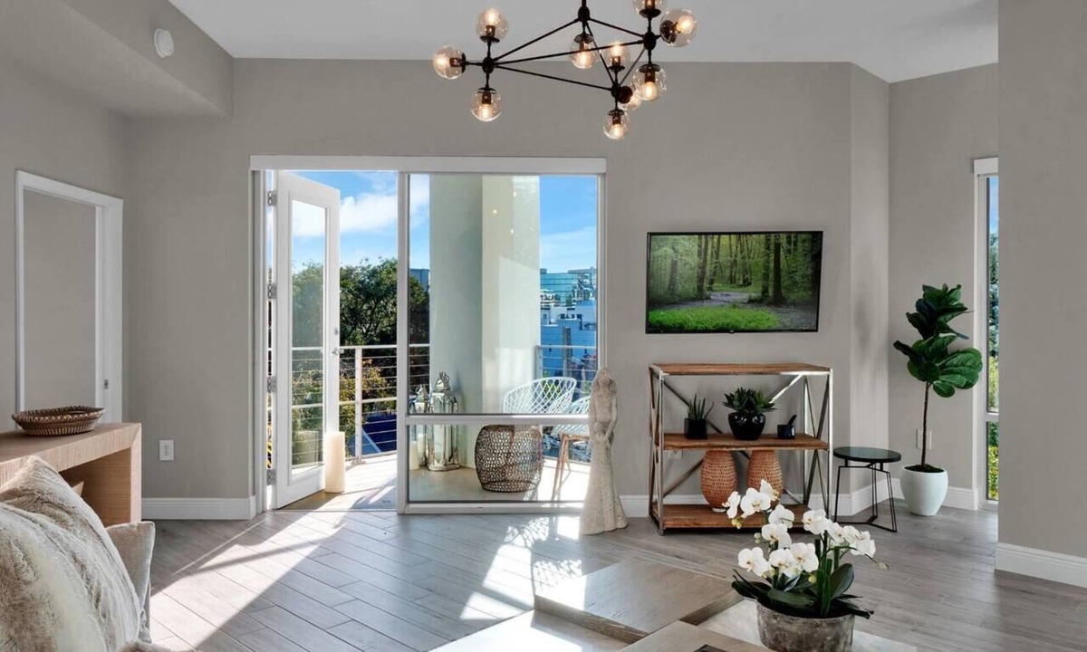 South Eola Apartment | Chic 2BR condo in the heart of Orlando Downtown