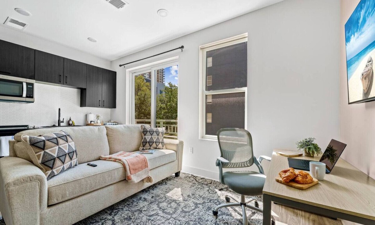 Channel District Apartment | Chic Channelside Studio | Perfect Gate Away!