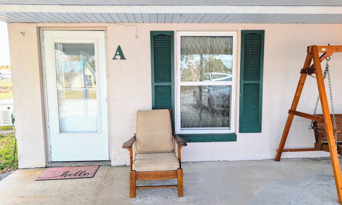 Florida South Atlantic Coast Apartment | Clean and quiet 1-bedroom apartment, caged saltwater pool, public boat ramp