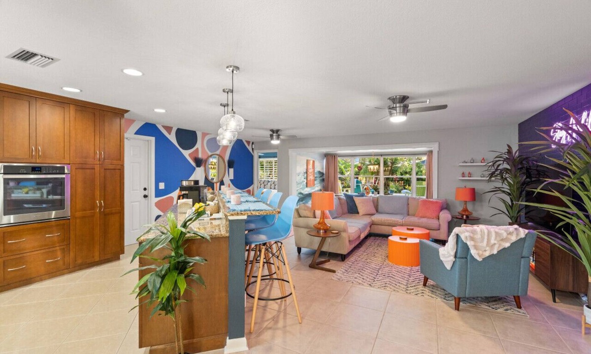 Clearwater House | Clearwater Heated Pool Home Oasis <15 min to Beach
