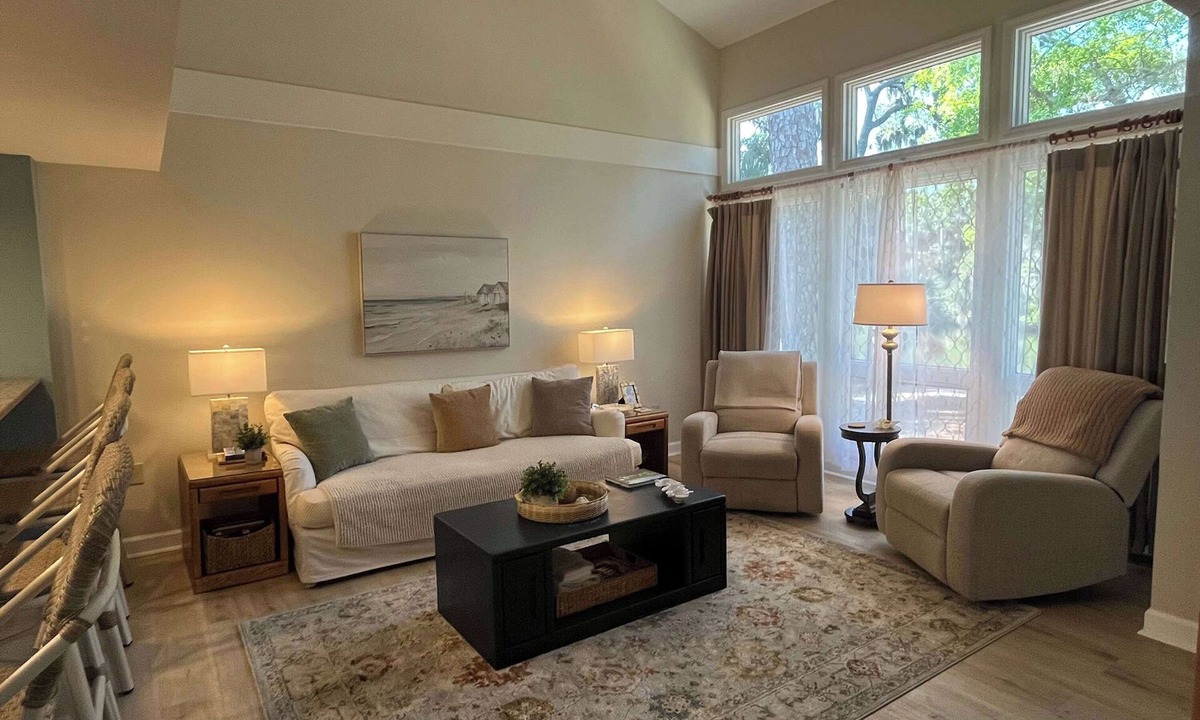 Ocean Ridge Condo | Coastal townhome with riverfront views, deck, & W/D - pool and athletic courts