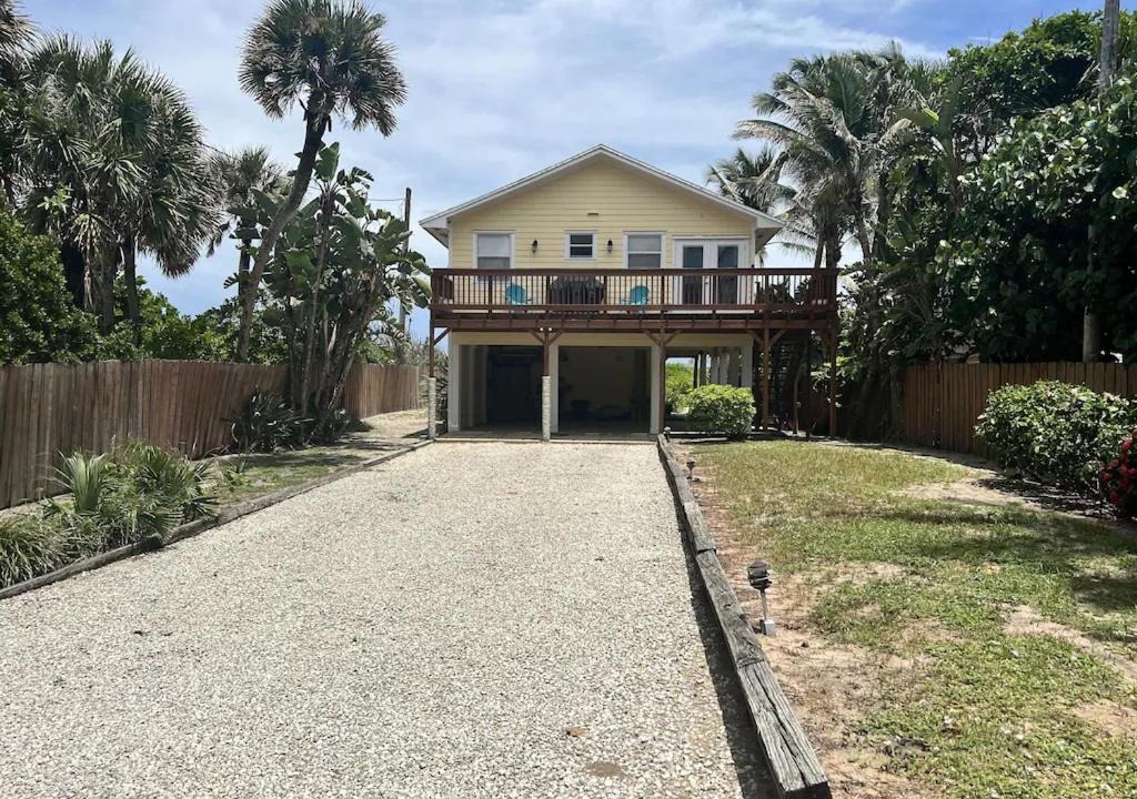 Ambersand Beach House | Comfy Beach House on Vero Beach