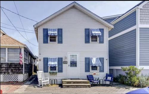 Point Pleasant Beach House | Cottage Steps from the Beach!