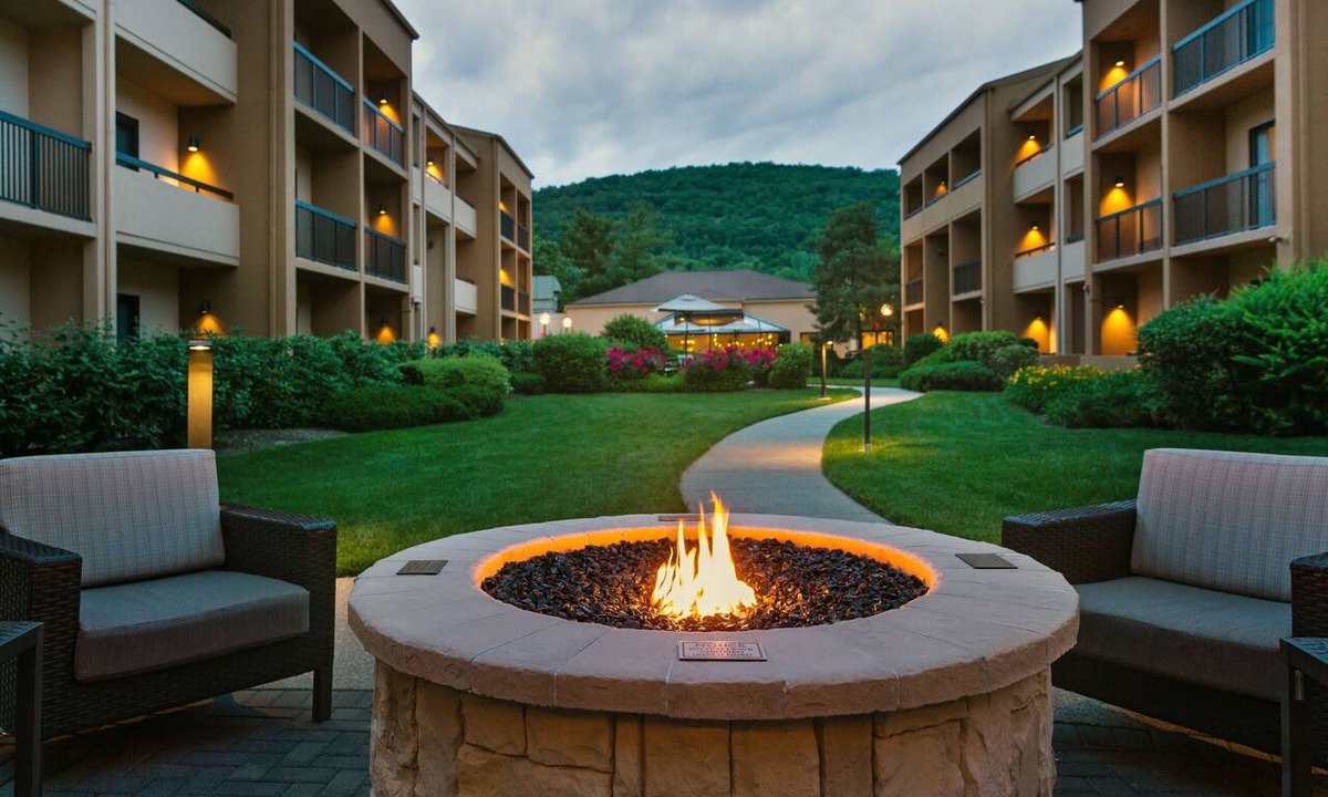 Mahwah Hotel | Courtyard by Marriott Mahwah