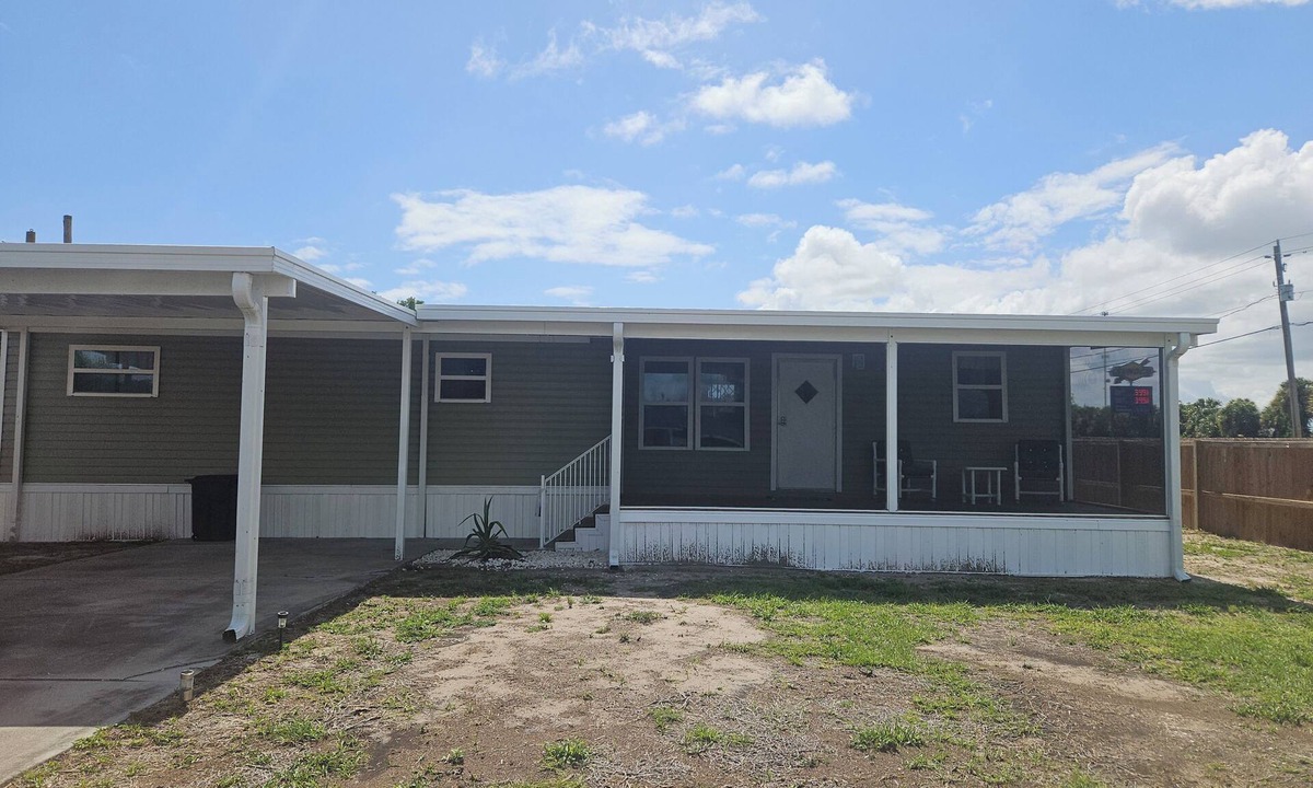 Buckhead Ridge House | Cozy 2-bedroom house perfect for travel nurses or traveling fisherman!