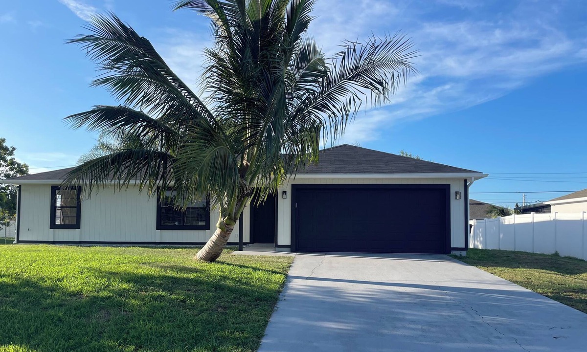 Port Saint Lucie House | Cozy 2-bedroom house in nice Port St. Lucie with AC