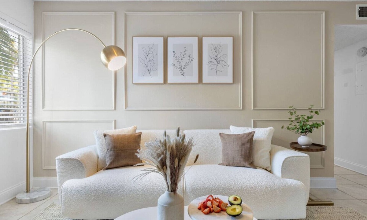 SoHo Apartment | Cozy Bayshore Escape w/Pool, Gym & Free Parking