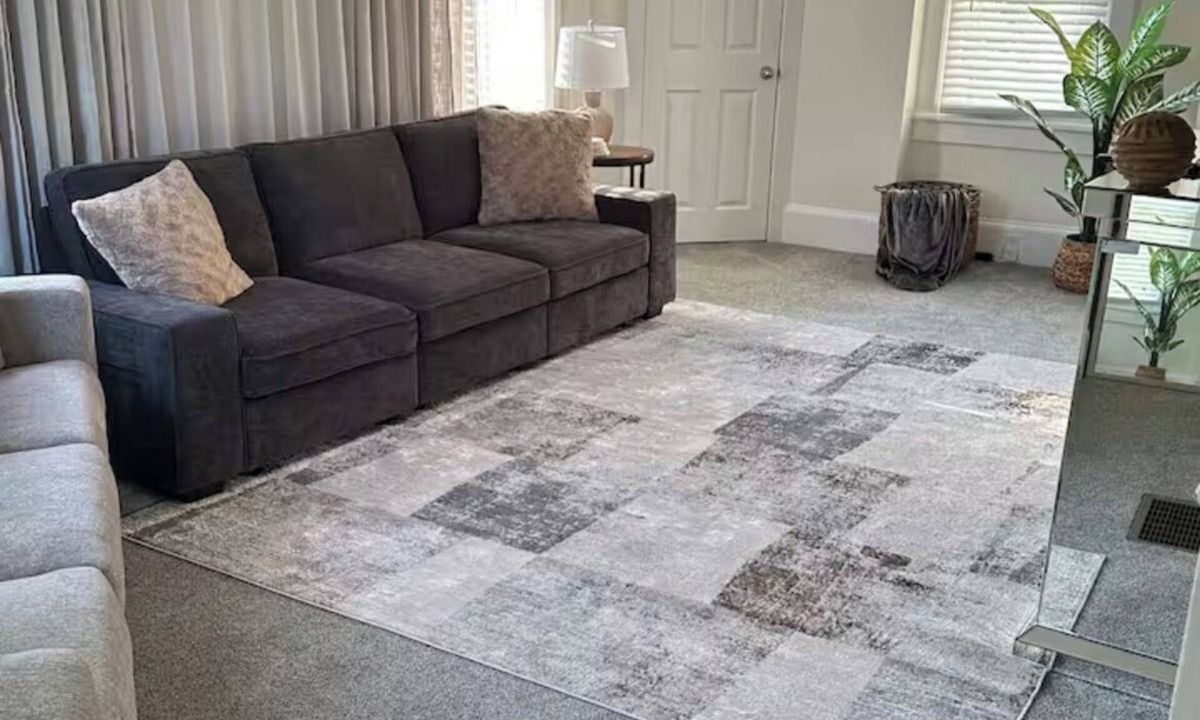 Salisbury House | Cozy Cape Cod in lovely Allentown with modern amenities