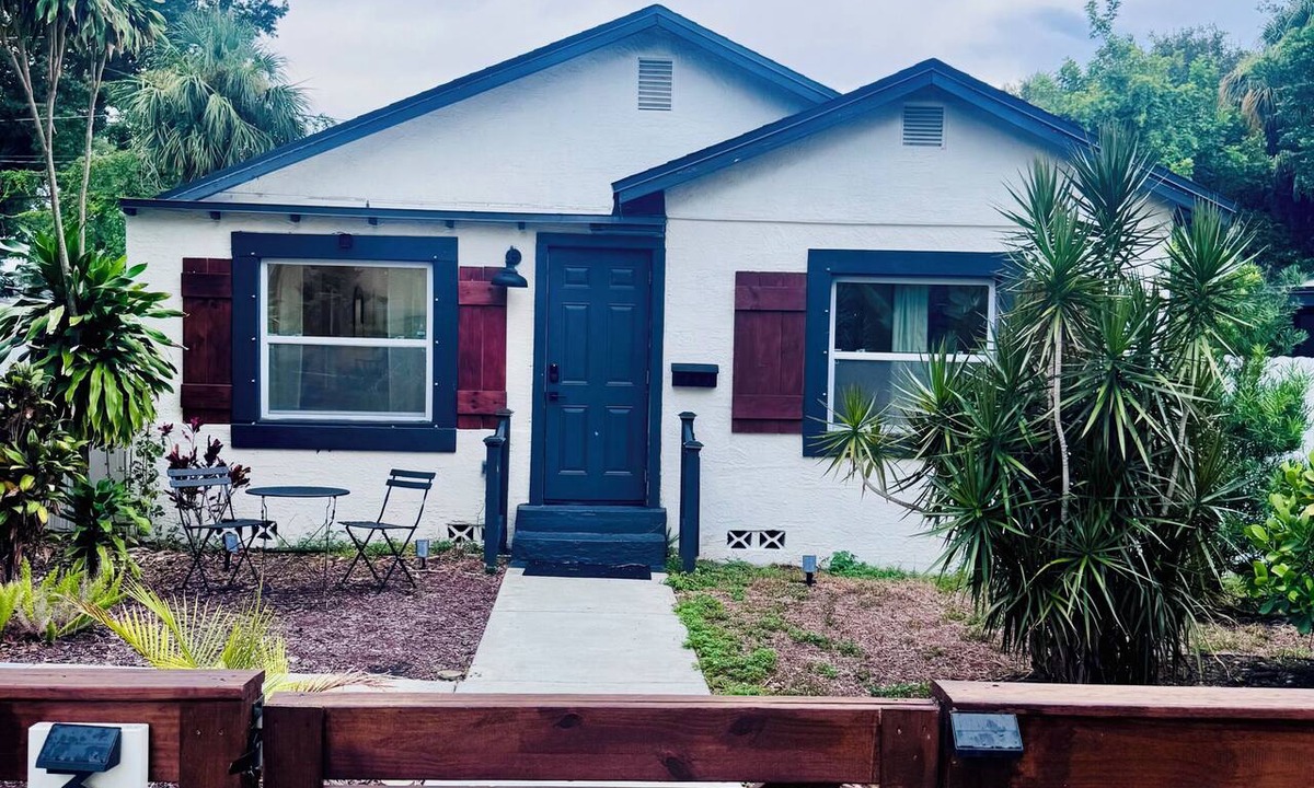 St. Petersburg - Clearwater House | Cozy cottage: 3-bedroom in beautiful St. Petersburg
