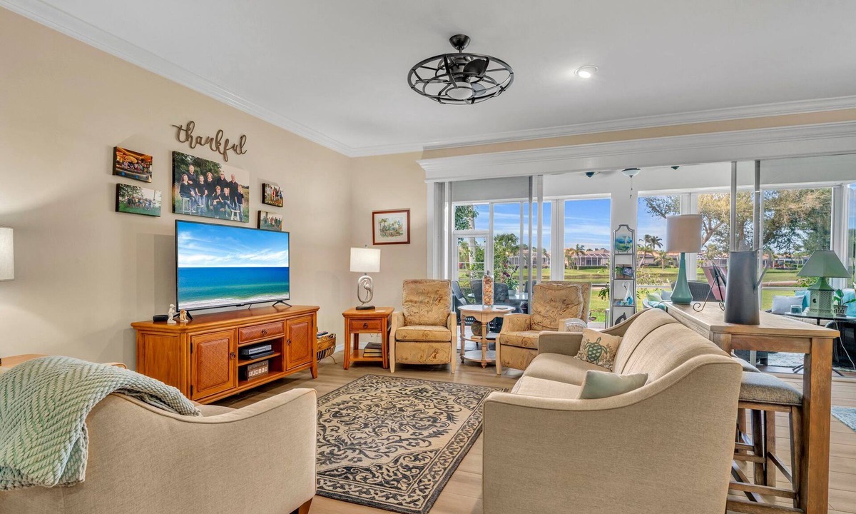 Biggar Villa | Cozy Cove at Lexington CC Lake Village