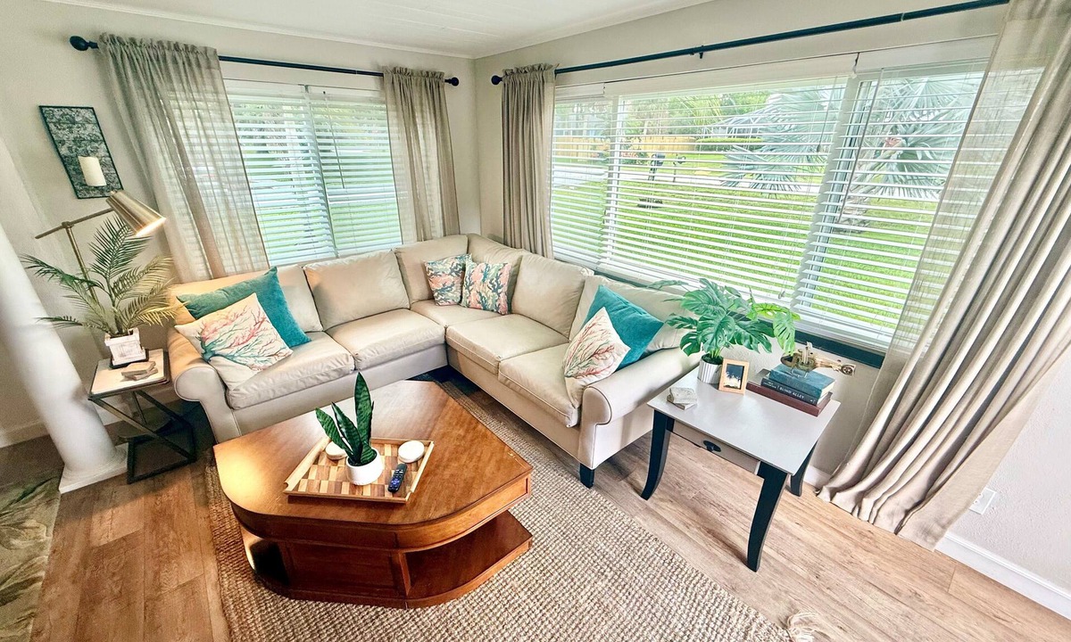 Vero Beach South House | Cozy Pet-Friendly House with Hot Tub Minutes from the Beach