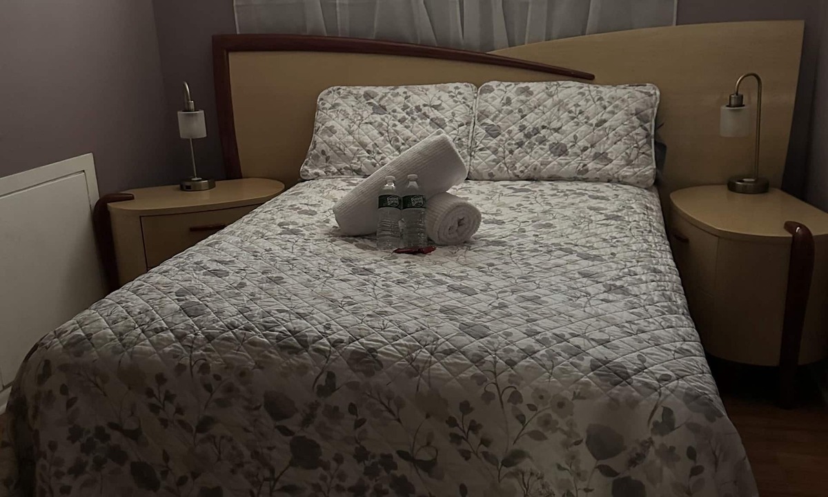 Englewood Apartment | Cozy Spacious Guest Suite 15 minutes from NYC