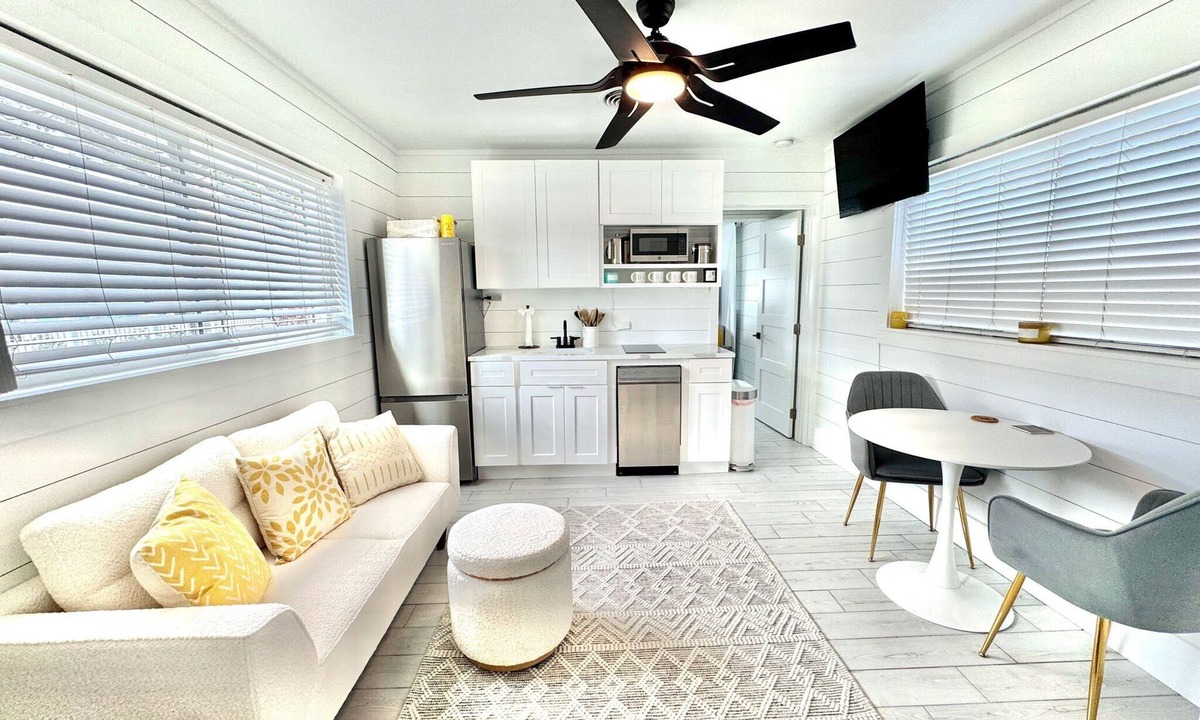 Holmes Beach Apartment | Cozy Vacation Rental in a great location
