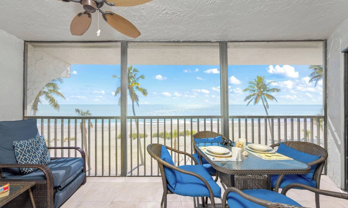 Sanibel Condo | Direct Beach Front/Best View of Gulf/Remodeled Pointe Santo E36 Sanibel