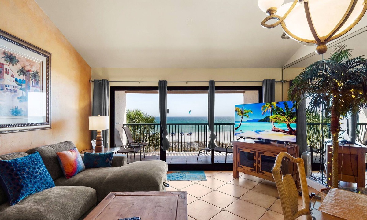 Destin Condo | Direct gulf view, exceptional BEACH FRONT, quiet, small complex w/pool