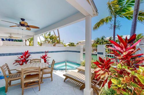 Marathon House | DK27 Key Lime Villa