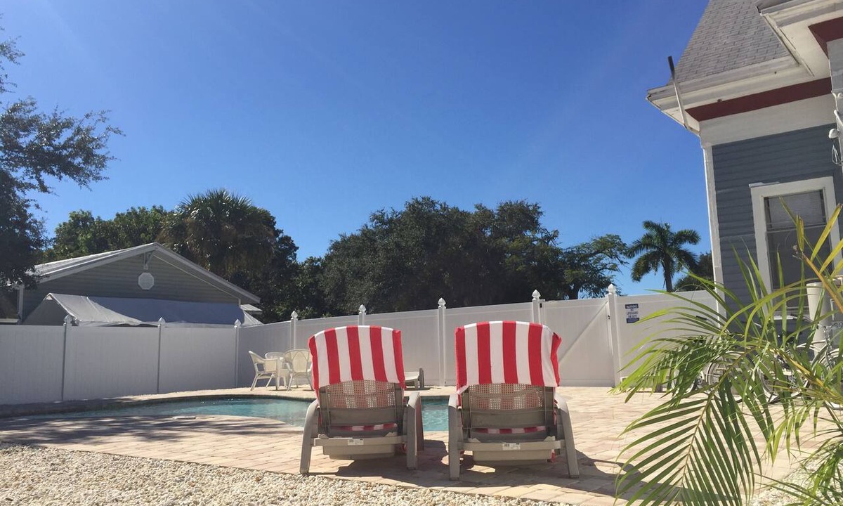 Altamont Manor Apartment | Dream holiday at a great price – now with massive discounts!