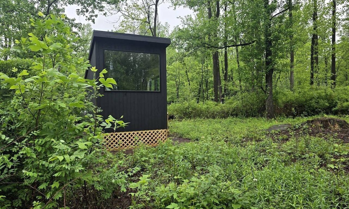 Quakertown Cabin | Eastern Redbud: Escape to a Cozy Woodland Tiny Home and a Peaceful Forest Retreat Perfect for Two in Pennsylvania