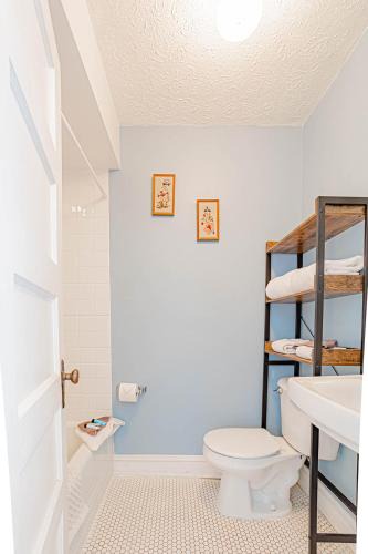 Laurel Park Bed & Breakfast | Echo Mountain Inn