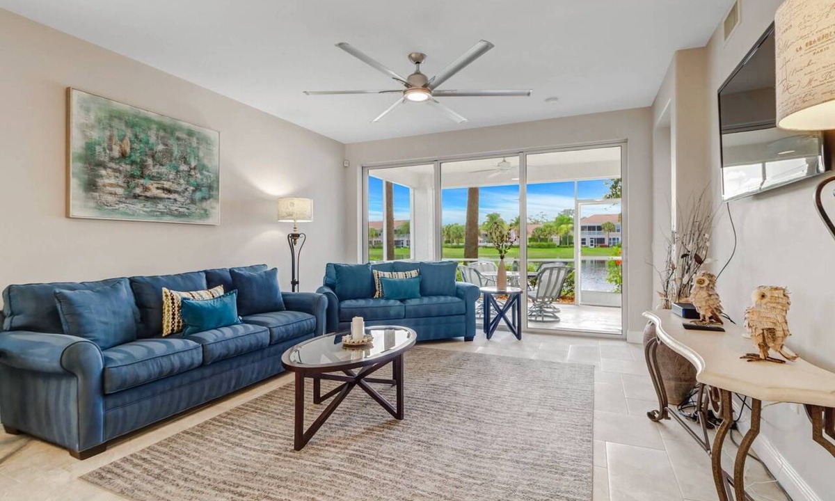 Fort Myers Condo | Elevated Colonial Country Club Active, Social Lifestyle! Stunning End-Unit Ground-Floor Retreat!