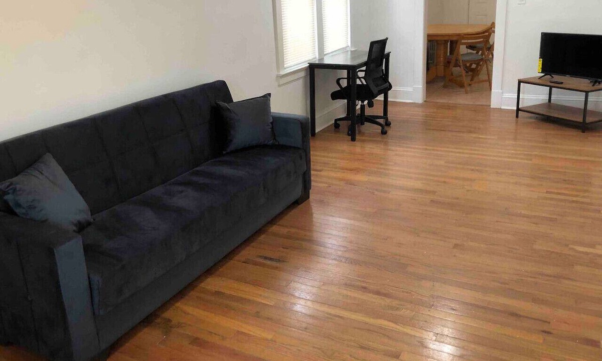 Perth Amboy Apartment | Entire 2-bedroom house, quiet residential area, NYC bus and train nearby