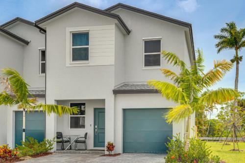 Florida City House | Epic Everglades & Florida Keys Adventure Basecamp