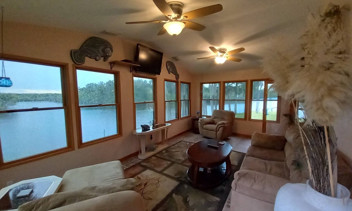 Ormond Beach House | Experience Ormond Beach living near Daytona Speedway