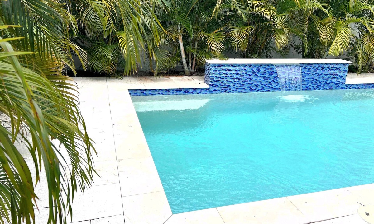 Bartlett Park House | Exquisite Craftsman Retreat with Private Pool & Hot Tub, Walk to Downtown