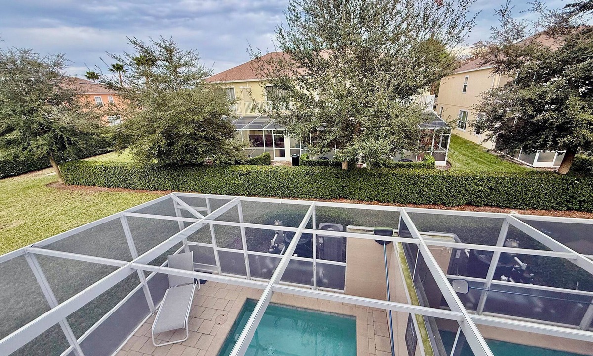 Westbury House | Fabulous 3BR Retreat Townhouse near Disney Parks