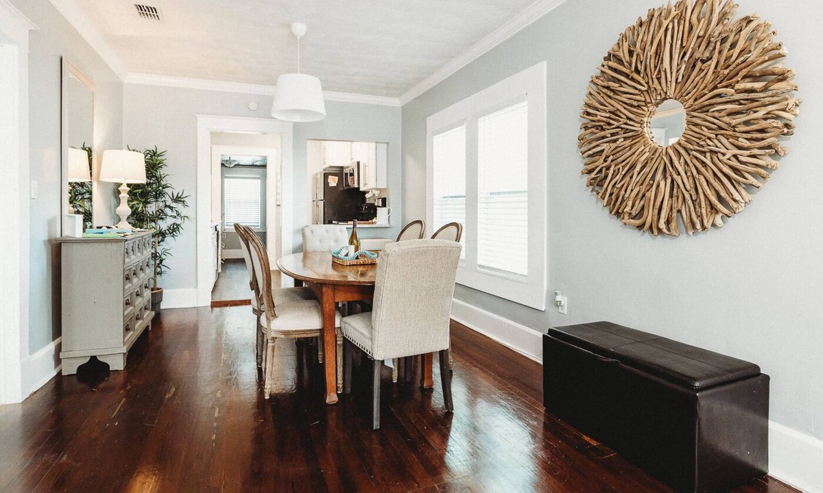Historic Uptown House | Families & Friends Stay Together, a Sun-Filled Historic Apartment Near Downtown